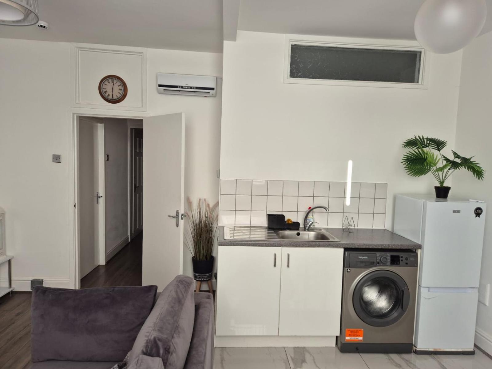Affordably Elegant Apartments Close To Coop Live, Etihad Stadium And Manchester City Centre Exterior foto